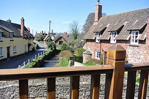 the-pack-horse-allerfod-packhorse-bridge2
